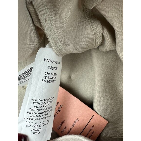 NWT Quince Pants Ecru Ponte Straight Leg Faux Pockets Women's M - Picture 5 of 8